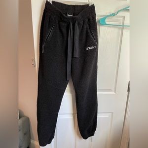 Fuzzy winter joggers, size medium